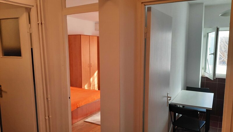 Drumul Taberei, Auchan Bld. 1 Mai, str Cara Anghel